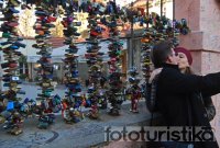Kampa Island - Bridge lovers