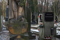 Olšany cemetery