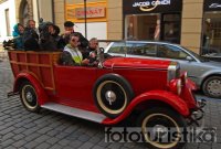 Historic vehicle rides
