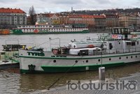 Sightseeing boat cruises
